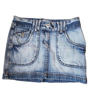 LOGG by H&M Denim Skirt | Women’s Size 6 Distressed Wash